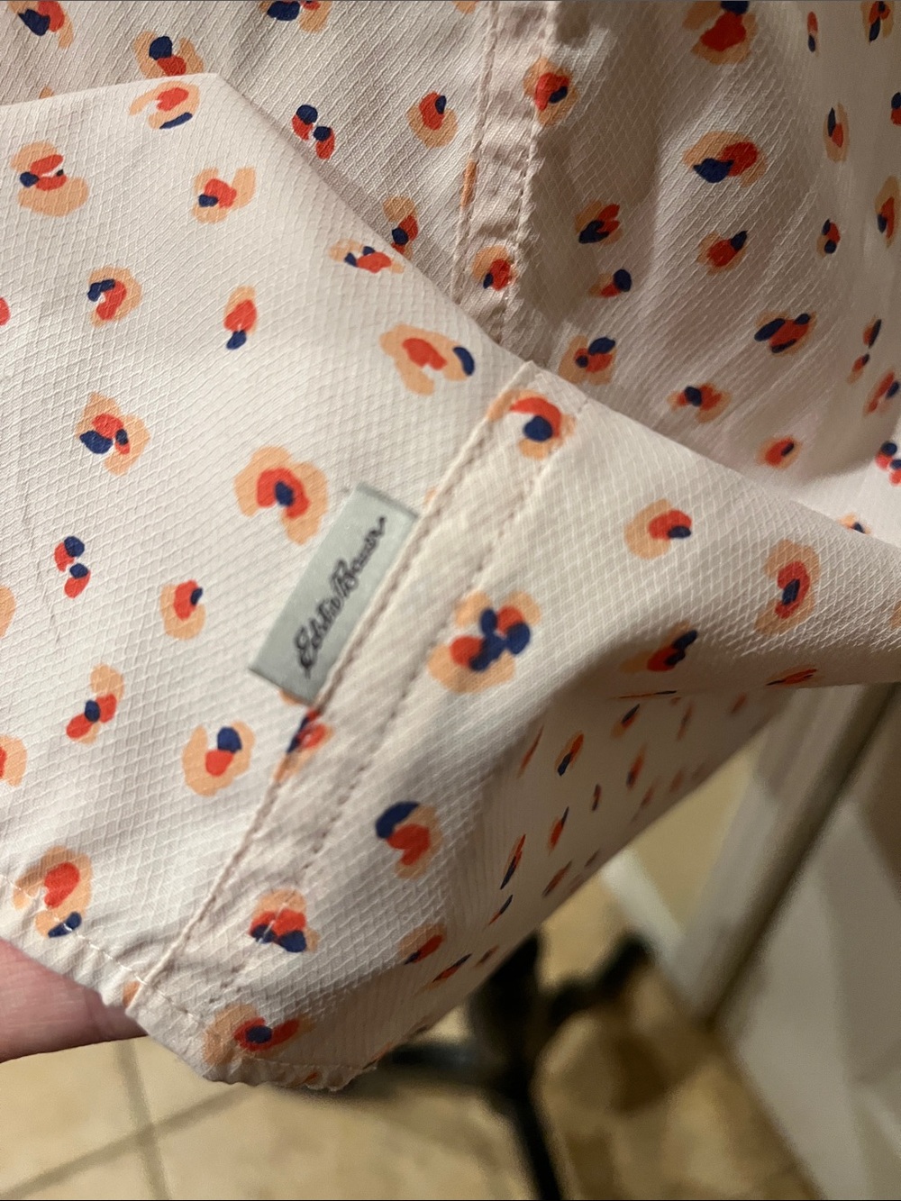 Eddie Bauer Light Pink Sleeveless Button-Down Quick-Dry with Floral Print - Picture 3 of 6